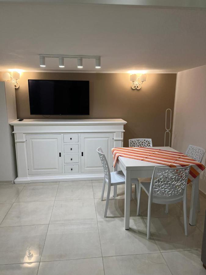 Appartamento Life House Napoli Esterno foto