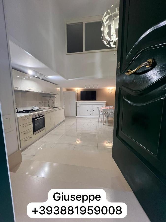 Appartamento Life House Napoli Esterno foto